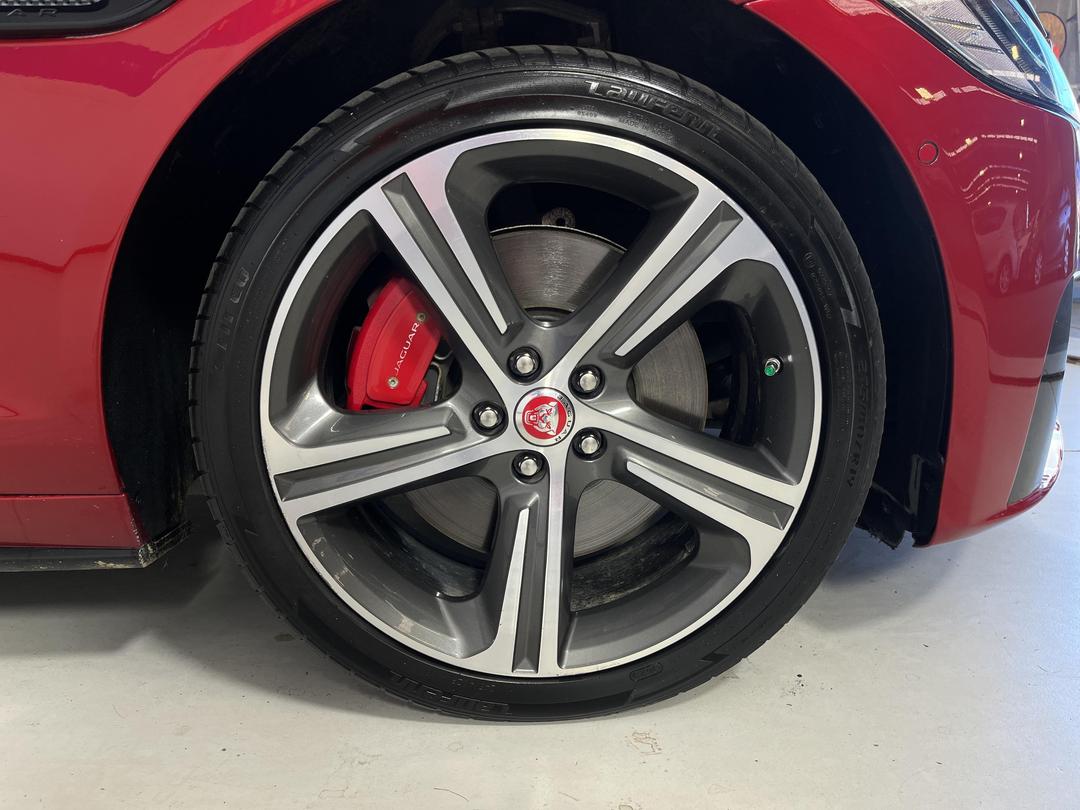 Photo '9' of Jaguar XF