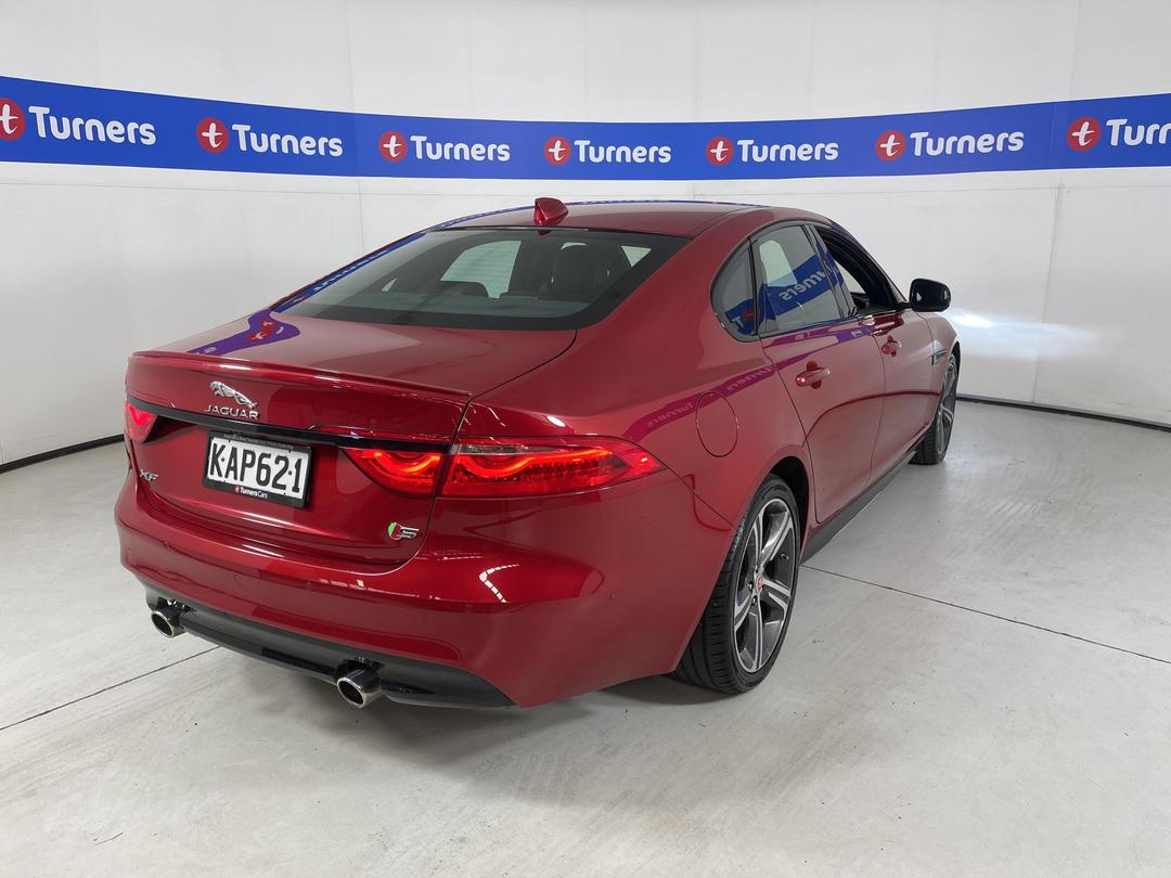 Photo '7' of Jaguar XF