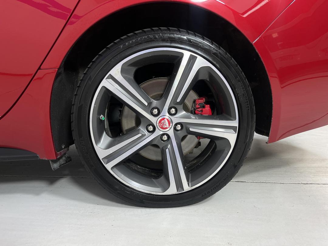 Photo '11' of Jaguar XF