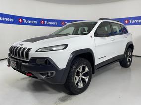 Photo '4' of Jeep Cherokee