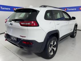Photo '7' of Jeep Cherokee