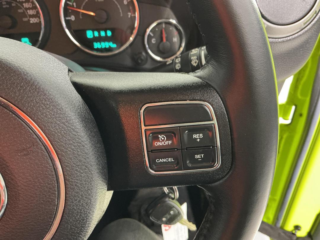 Photo '23' of Jeep Wrangler