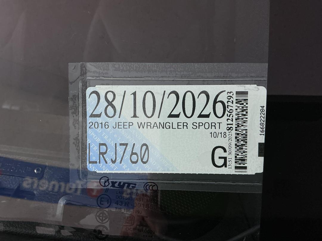 Photo '26' of Jeep Wrangler