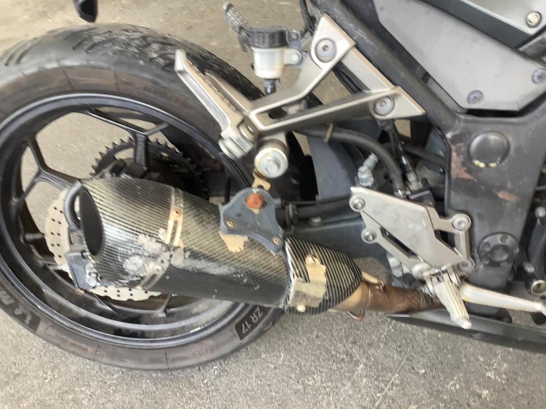 Photo '10' of Kawasaki EX 300B