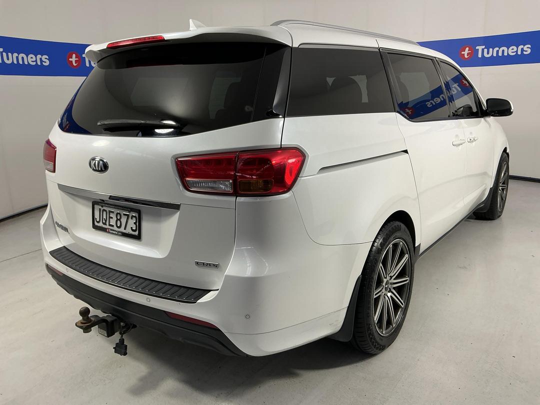 Photo '7' of KIA Carnival