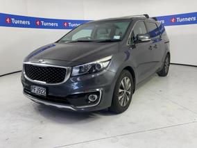 Photo '4' of KIA Carnival