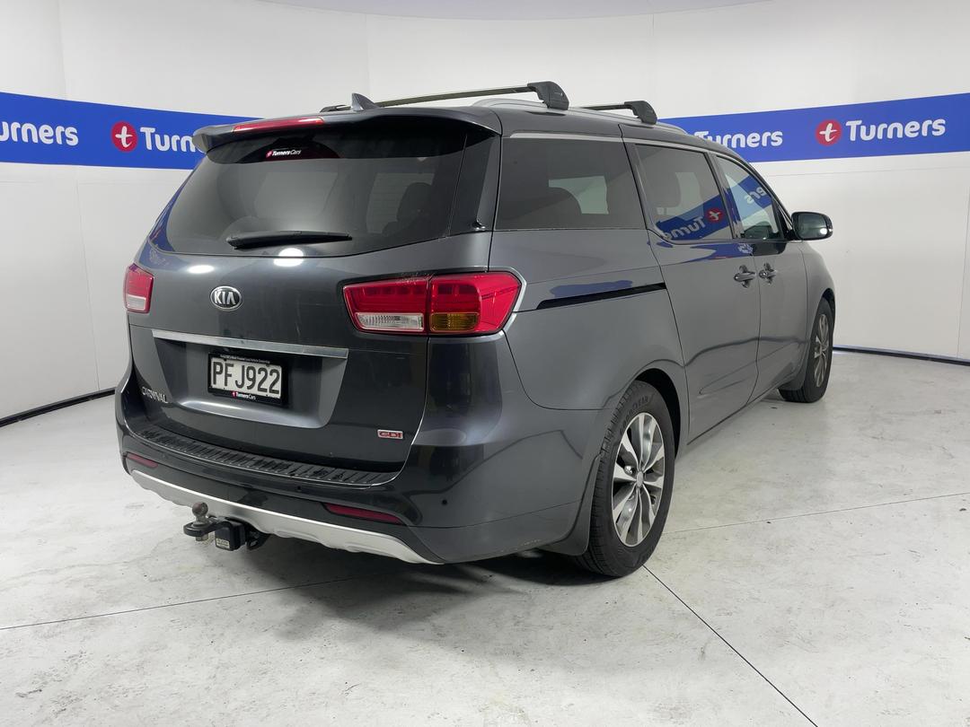 Photo '7' of KIA Carnival