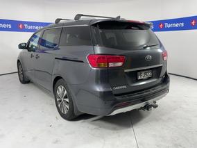 Photo '5' of KIA Carnival