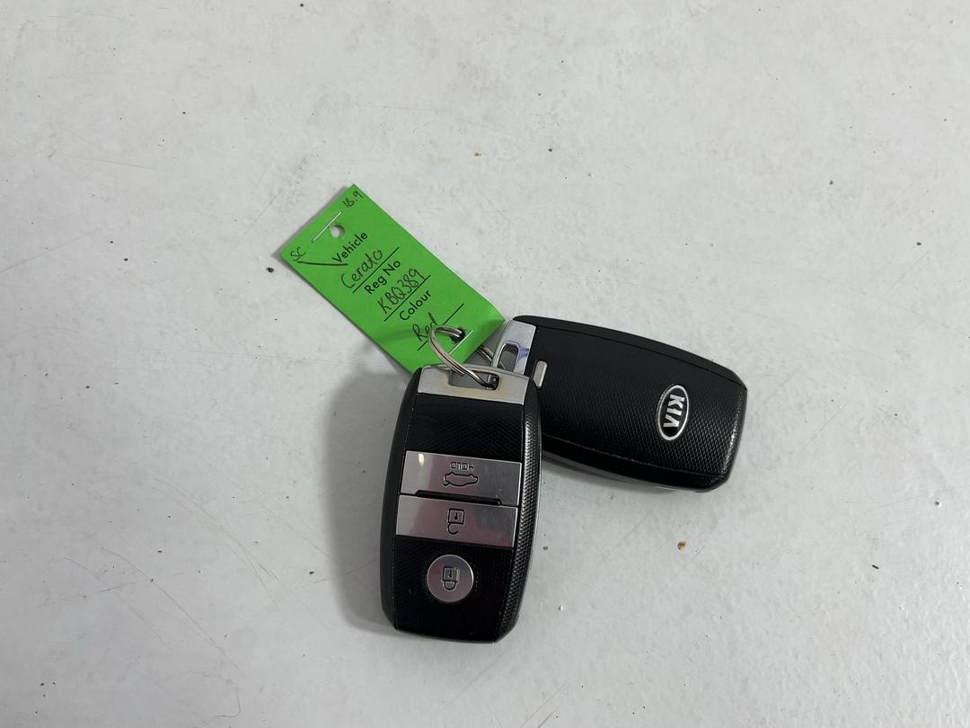 Photo '22' of KIA Cerato