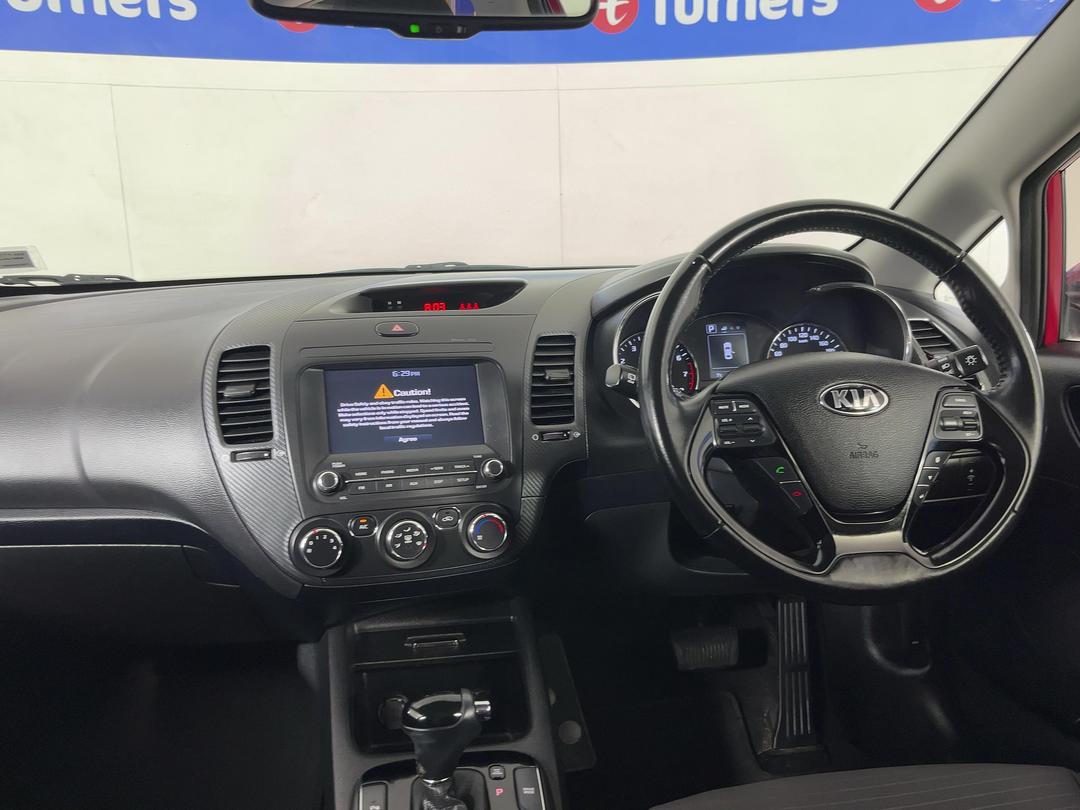 Photo '17' of KIA Cerato