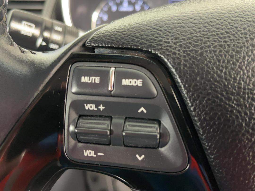Photo '25' of KIA Cerato