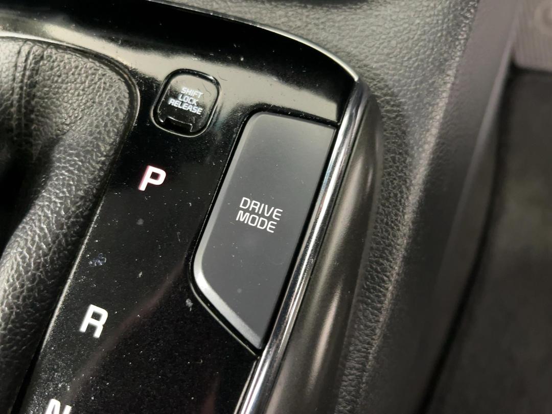 Photo '27' of KIA Cerato
