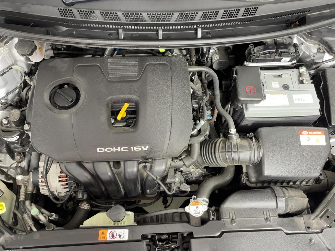 Photo '13' of KIA Cerato