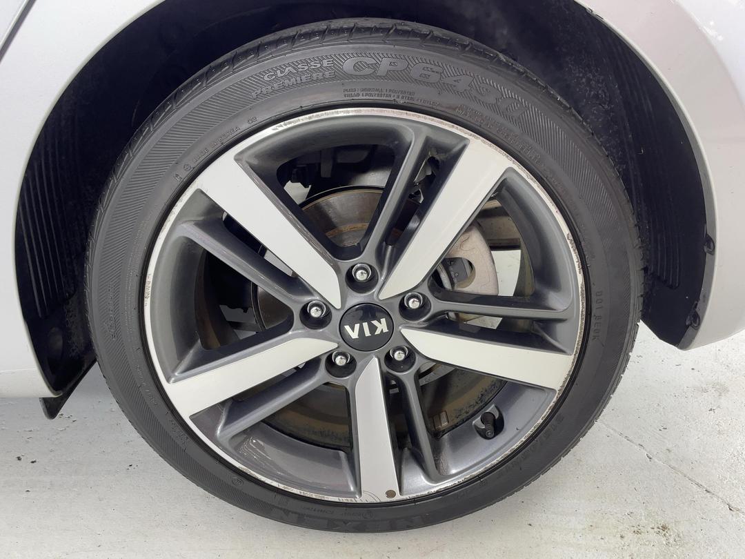 Photo '11' of KIA Cerato