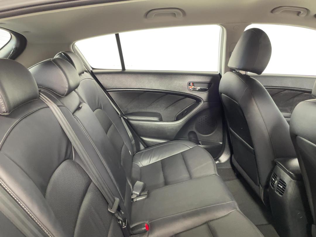 Photo '20' of KIA Cerato