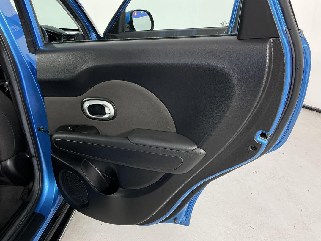 Photo '19' of KIA Soul