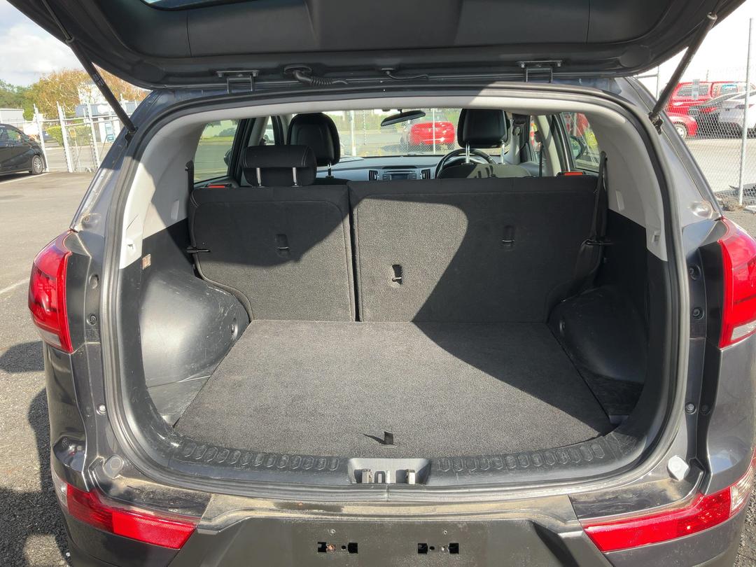 Photo '6' of KIA Sportage Urban SX