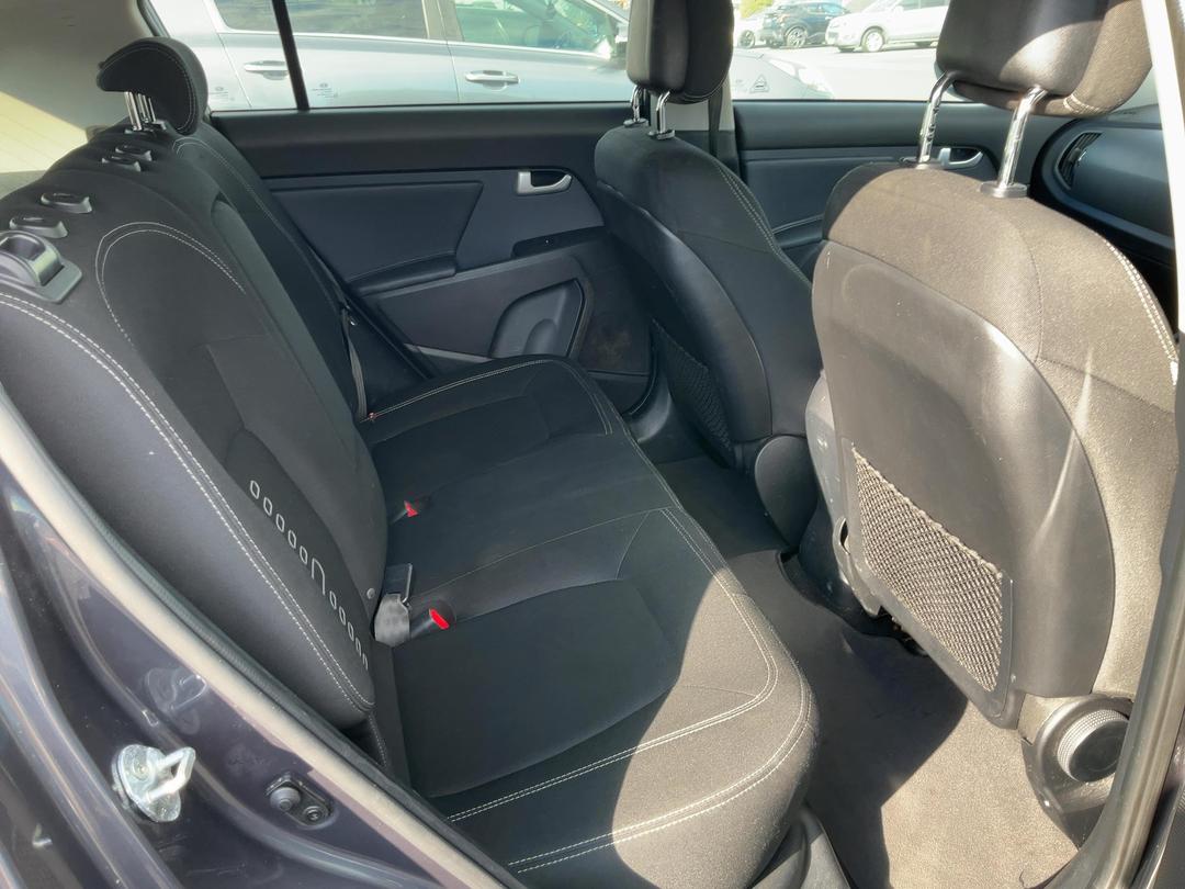 Photo '17' of KIA Sportage Urban SX