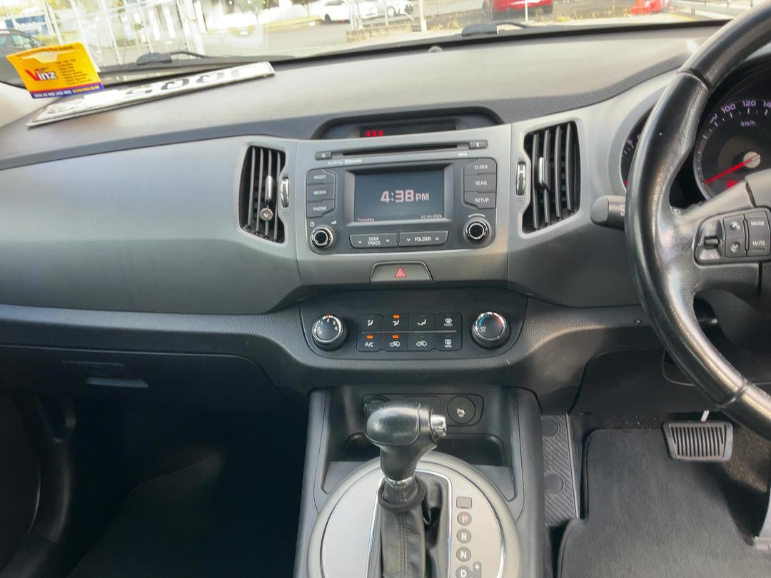 Photo '14' of KIA Sportage Urban SX