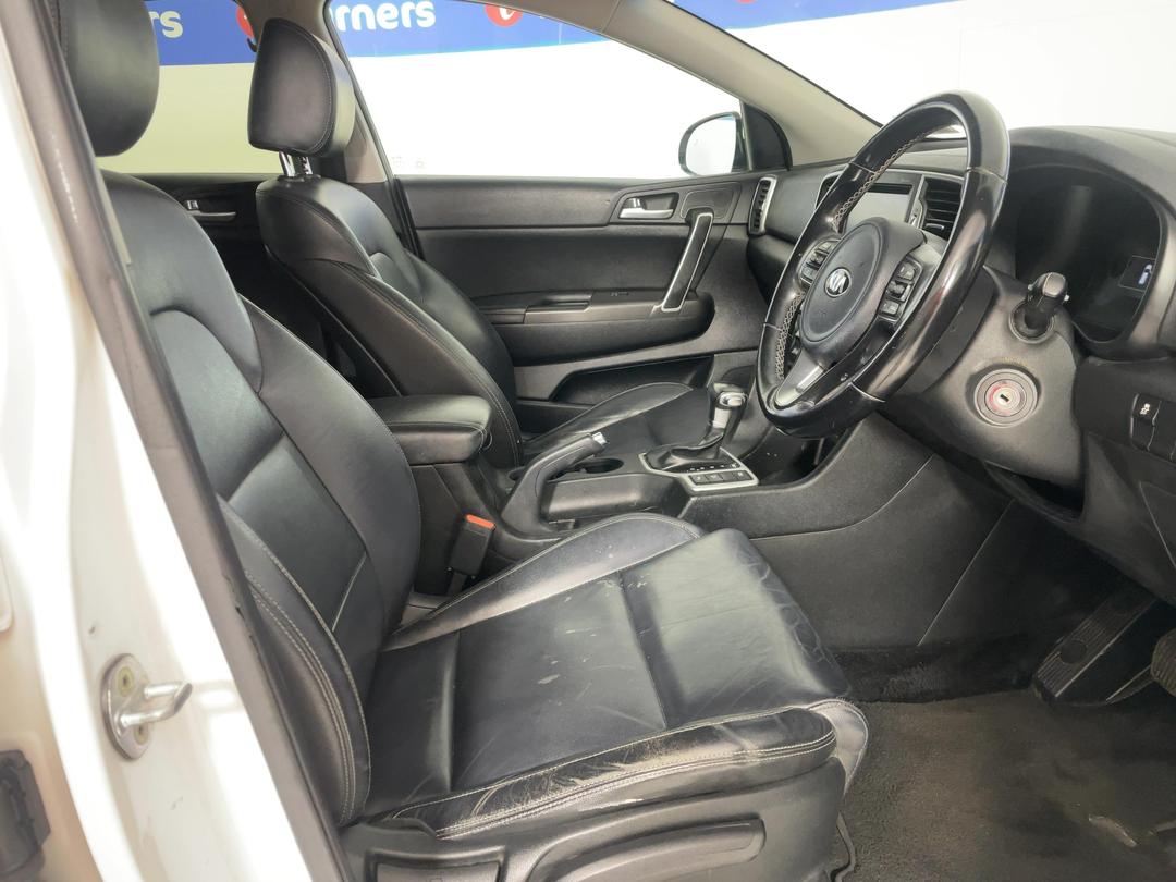 Photo '16' of KIA Sportage