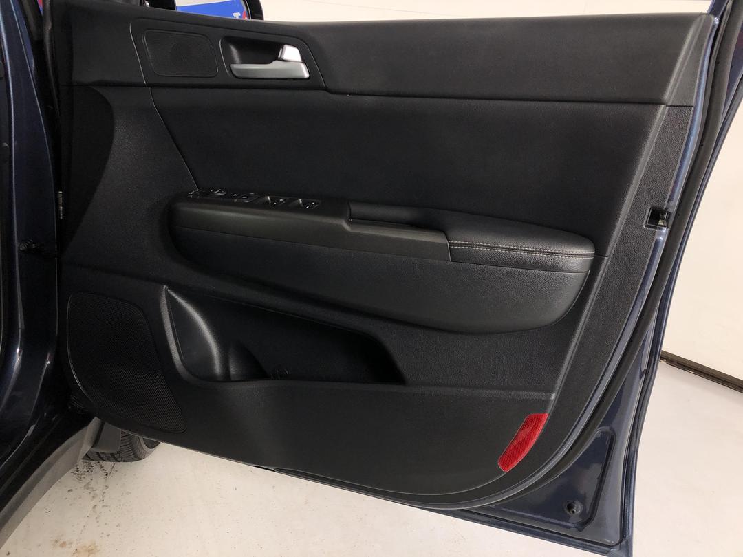 Photo '15' of KIA Sportage