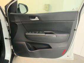 Photo '15' of KIA Sportage