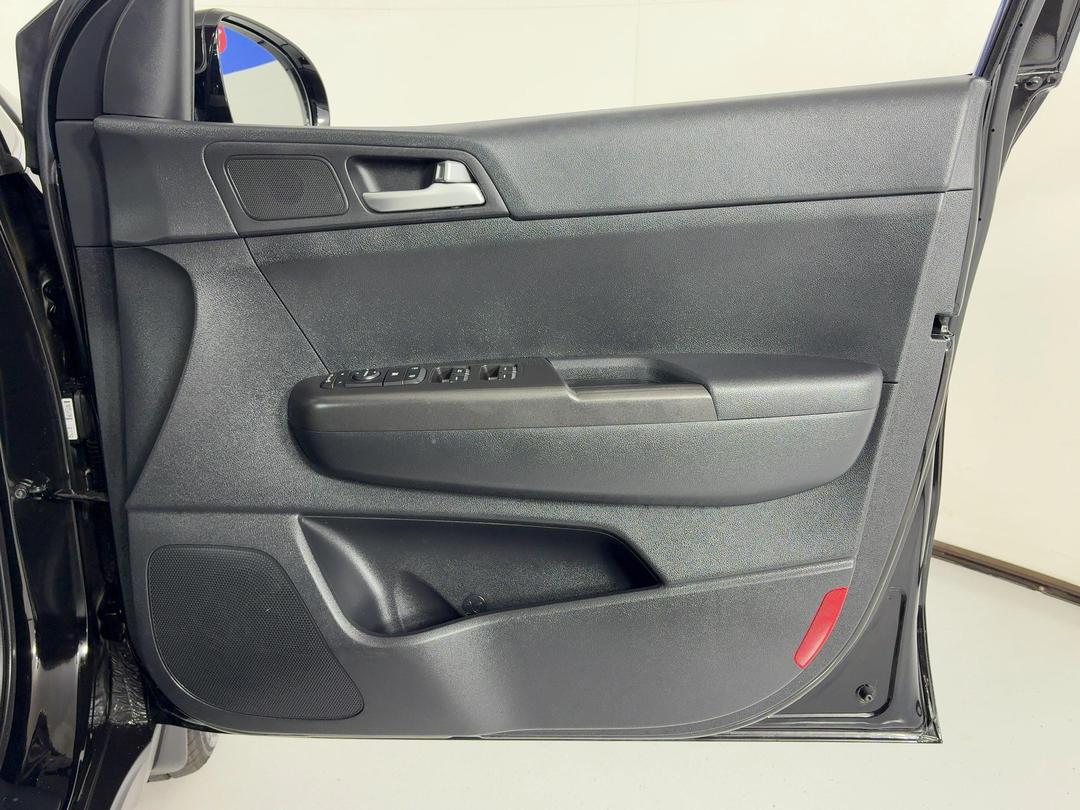 Photo '15' of KIA Sportage