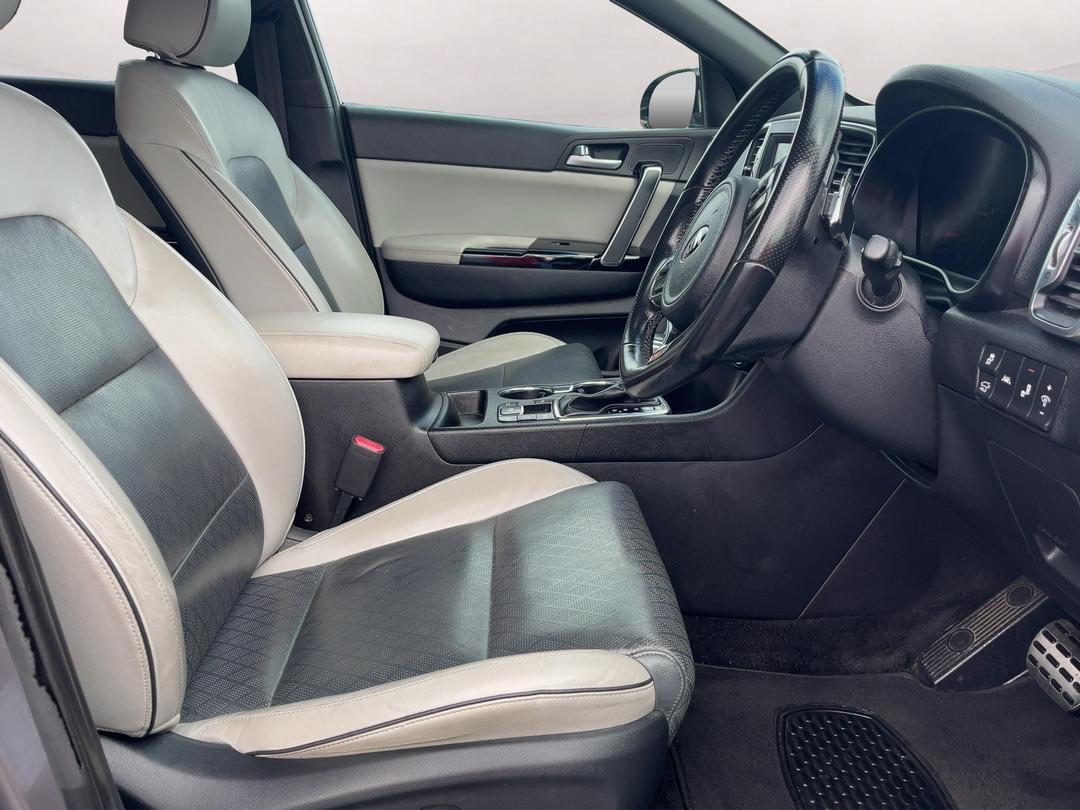 Photo '16' of KIA Sportage