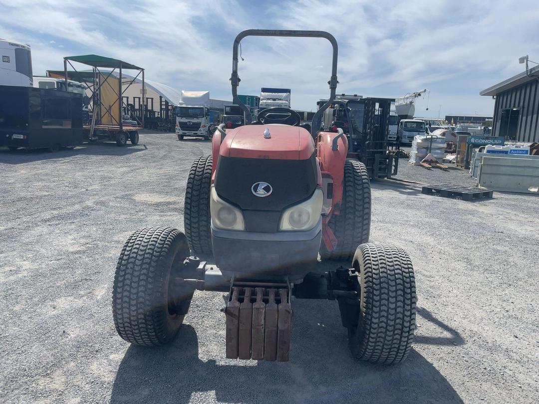 Photo '9' of Kubota L5740 Mower