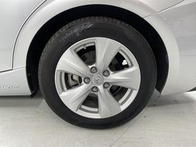 Photo '11' of Lexus IS300H