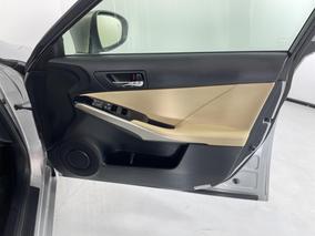 Photo '15' of Lexus IS300H