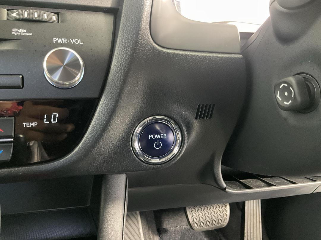 Photo '27' of Lexus RX450H