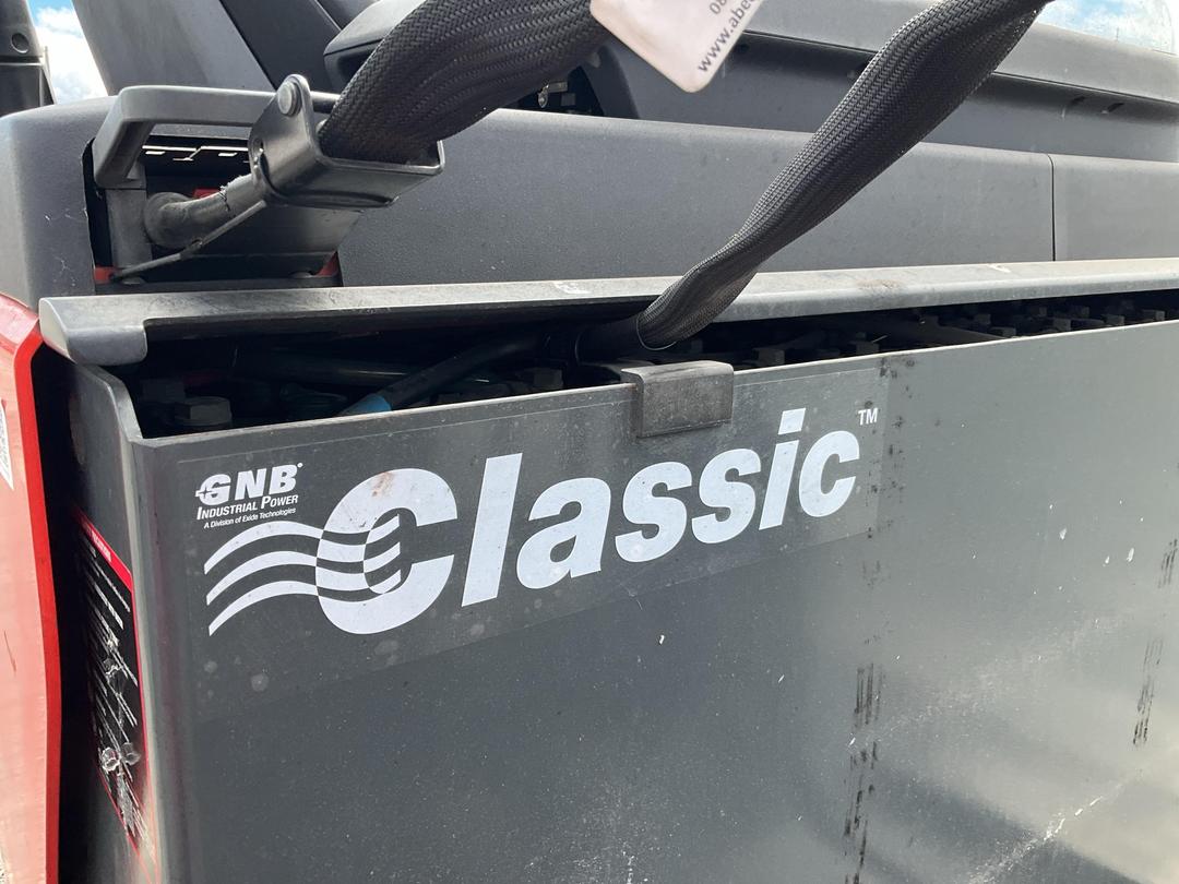 Photo '16' of Linde R14G-01 Reach Truck