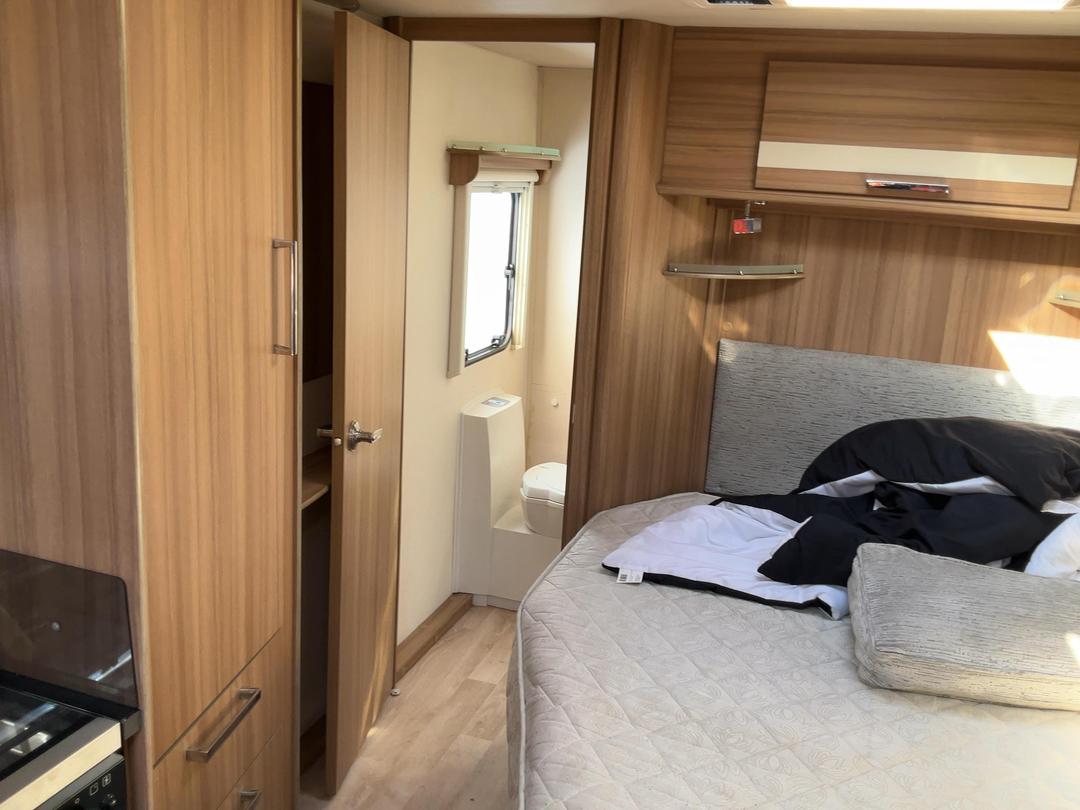 Photo '19' of LUNAR Eclipse Caravan - Single Photo '19' of LUNAR Eclipse Caravan - Single
