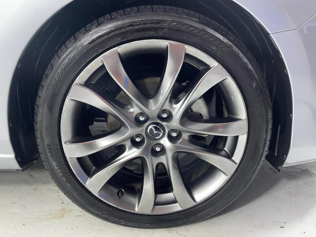 Photo '9' of Mazda Atenza