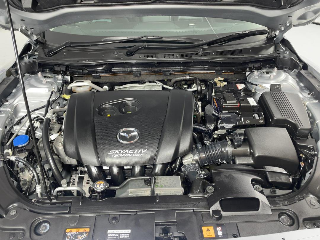 Photo '13' of Mazda Atenza