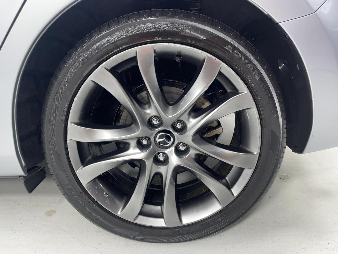 Photo '11' of Mazda Atenza