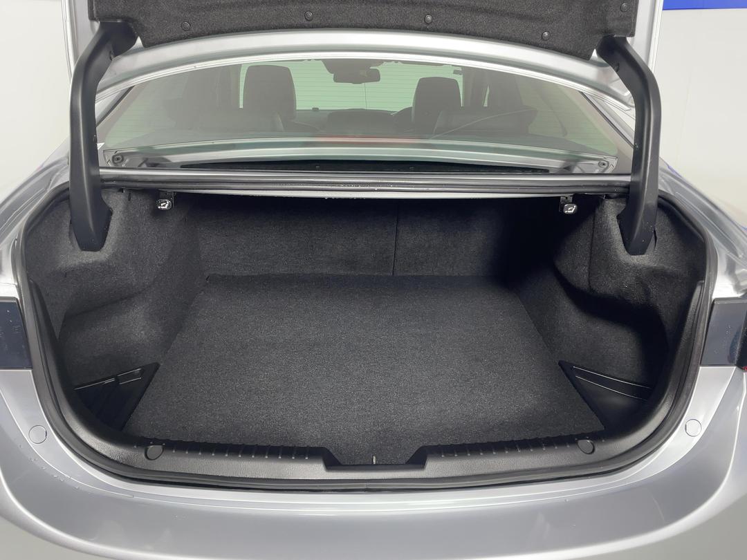 Photo '14' of Mazda Atenza
