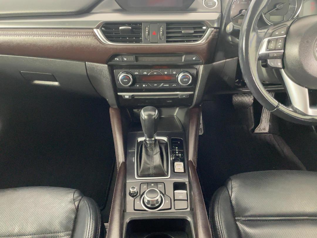 Photo '18' of Mazda Atenza