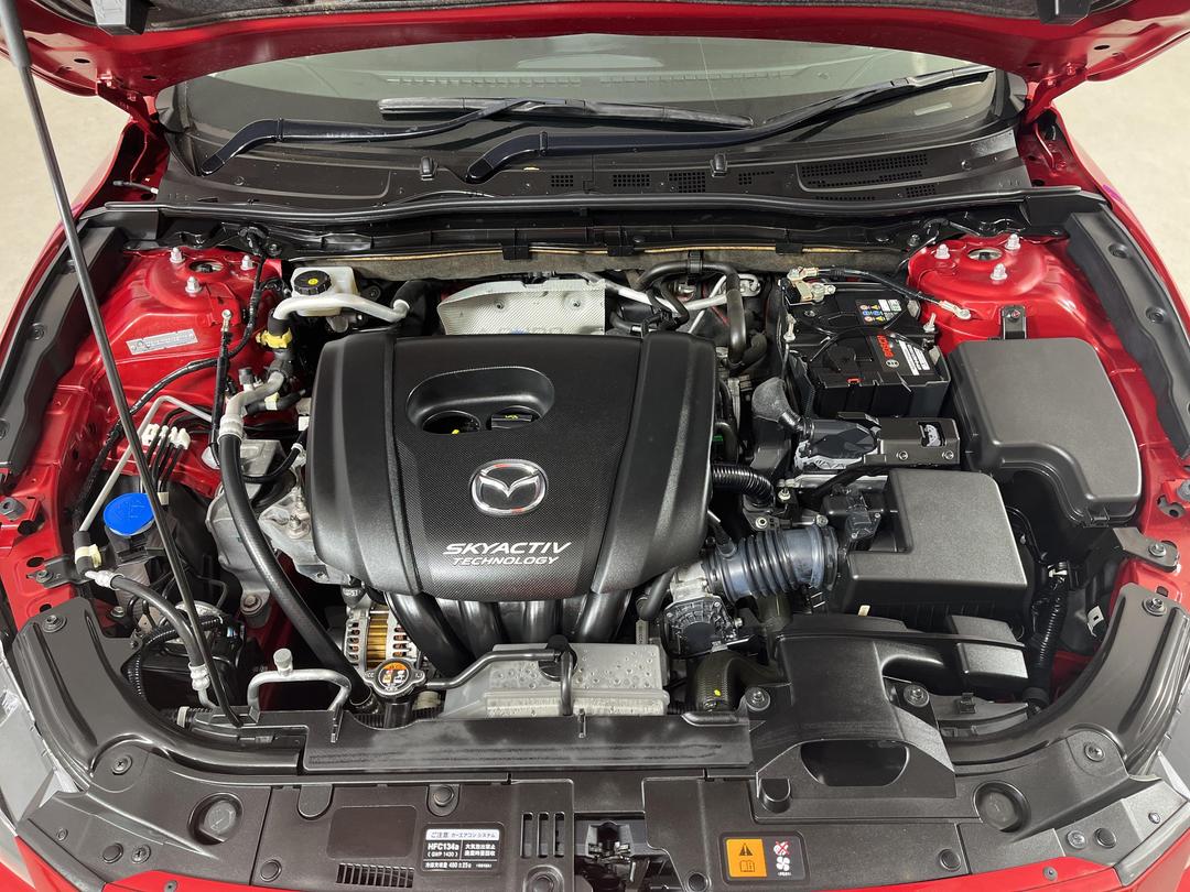 Photo '13' of Mazda Axela