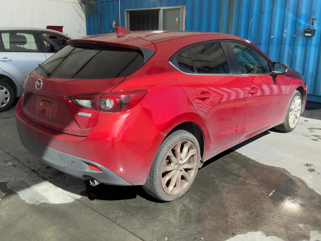 Photo '6' of Mazda Axela