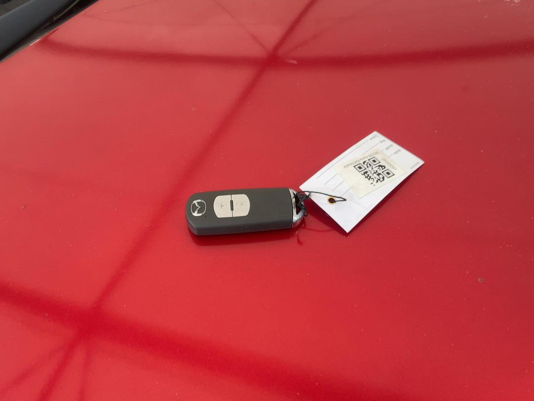 Photo '14' of Mazda Axela