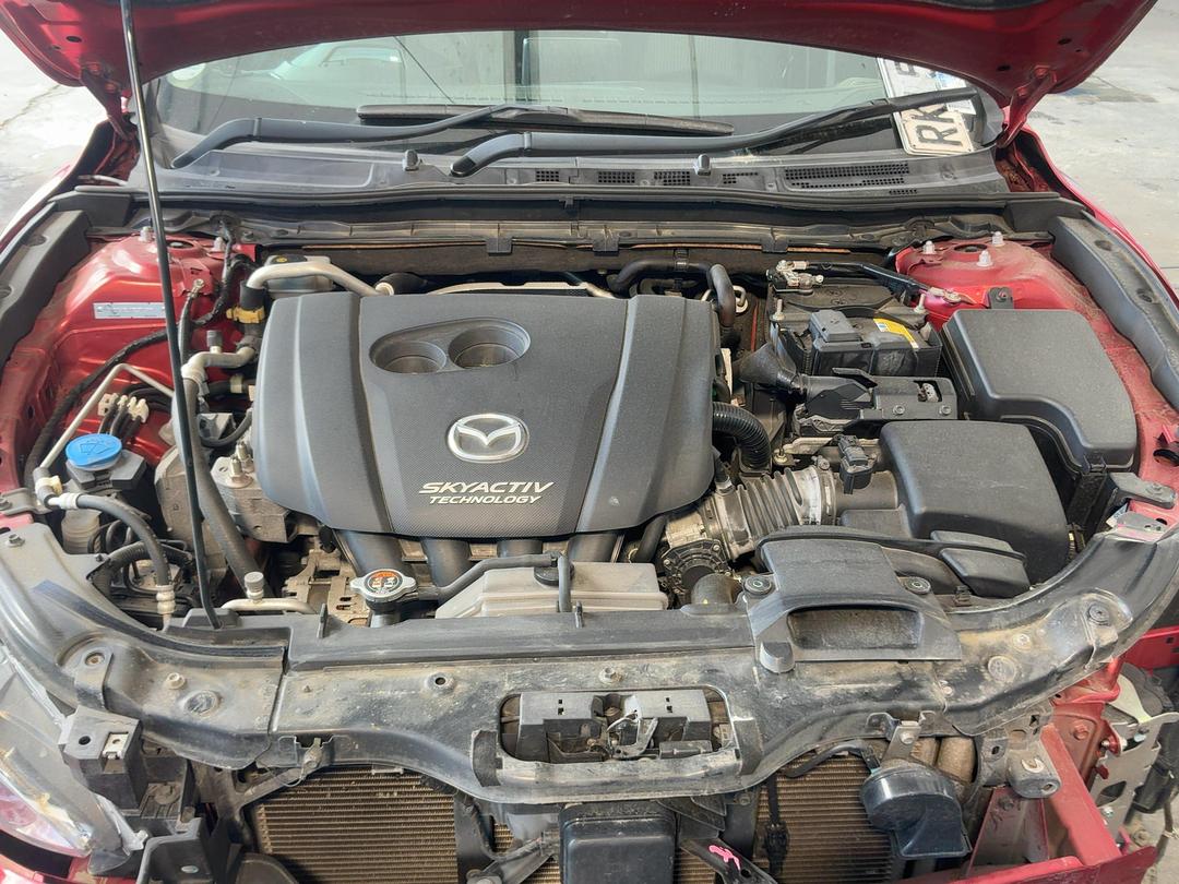 Photo '15' of Mazda Axela
