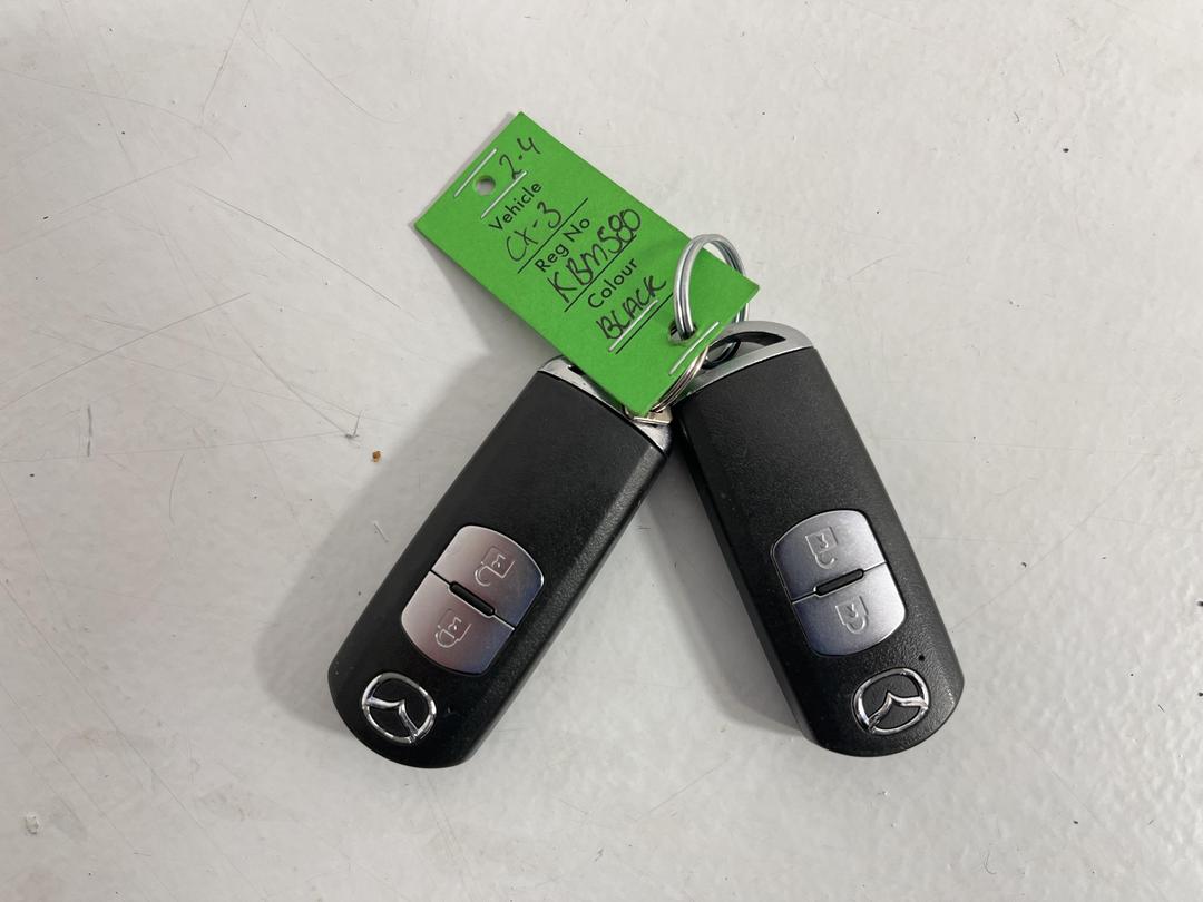 Photo '22' of Mazda CX-3