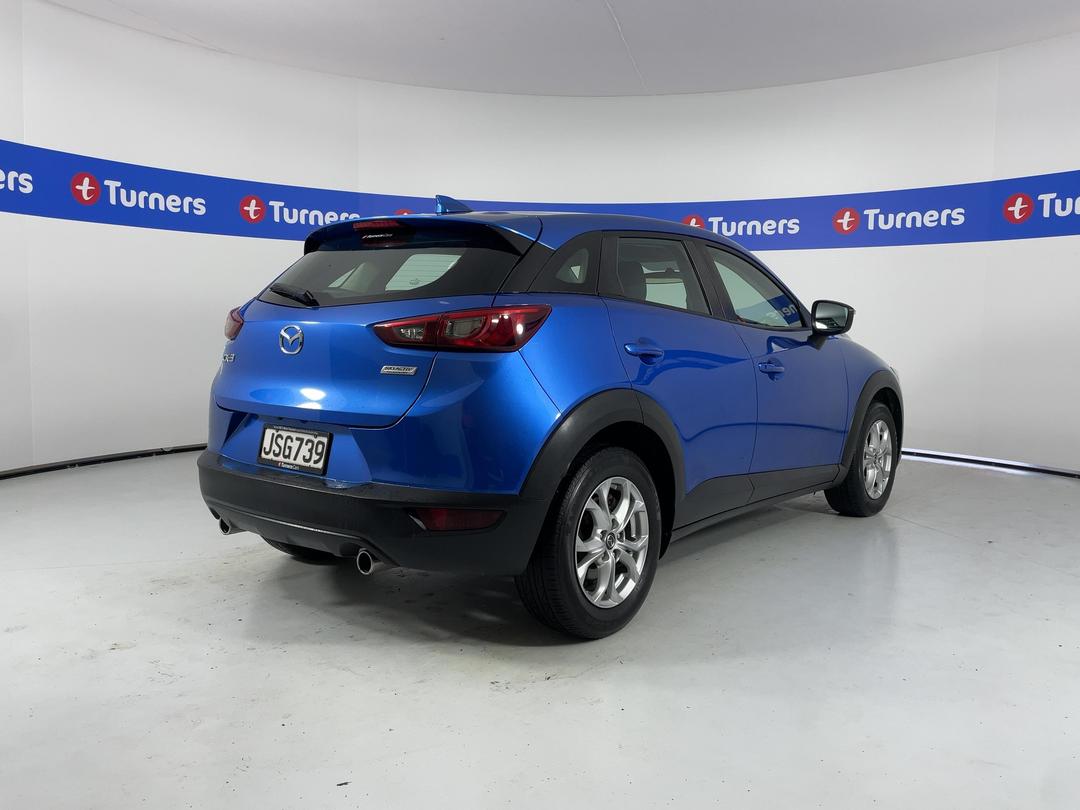 Photo '7' of Mazda CX-3