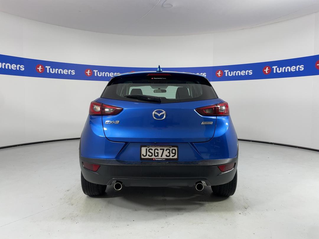 Photo '6' of Mazda CX-3
