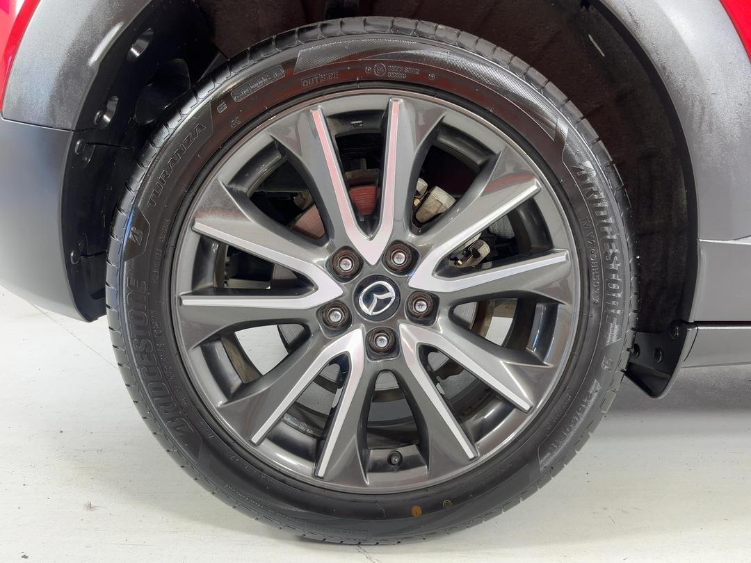 Photo '12' of Mazda CX-3