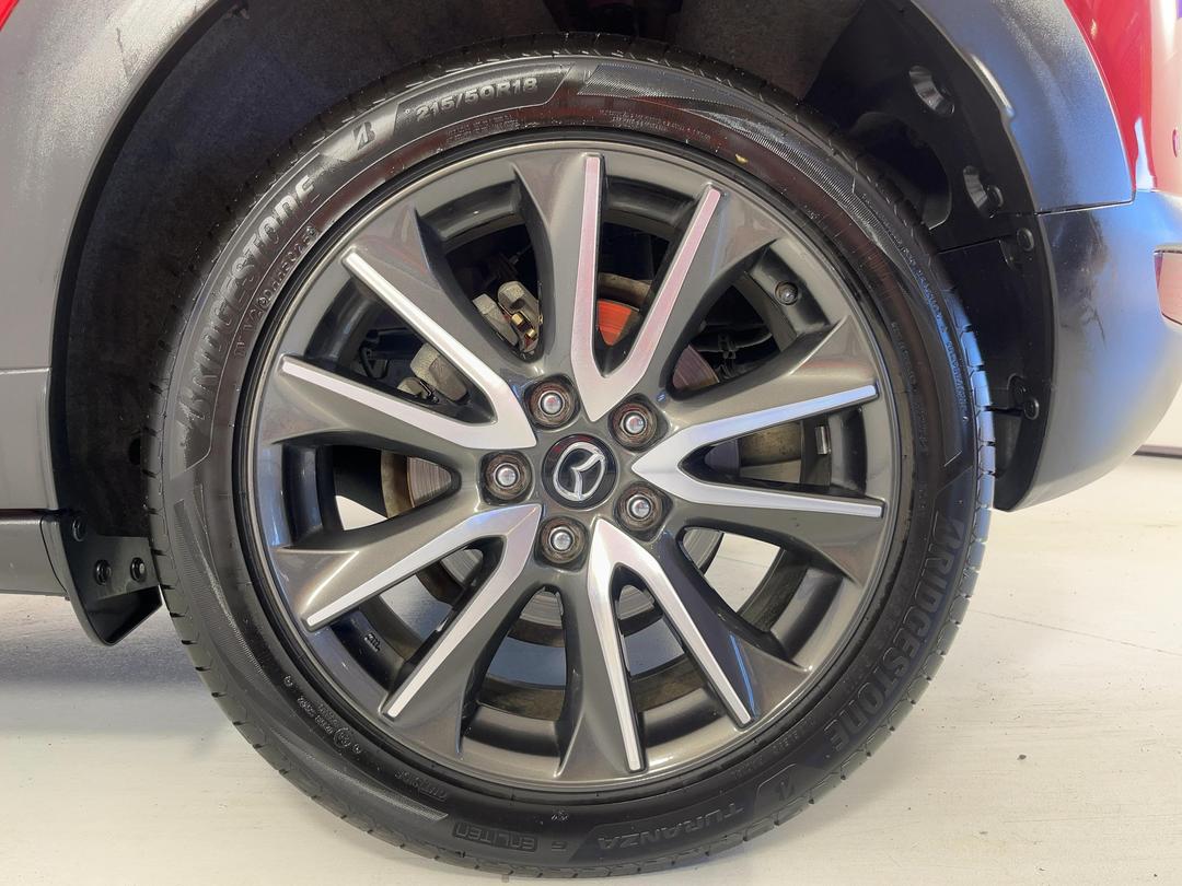Photo '11' of Mazda CX-3