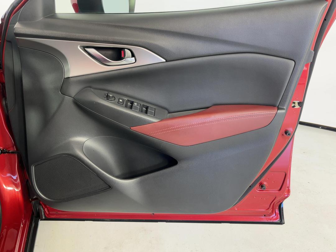 Photo '15' of Mazda CX-3