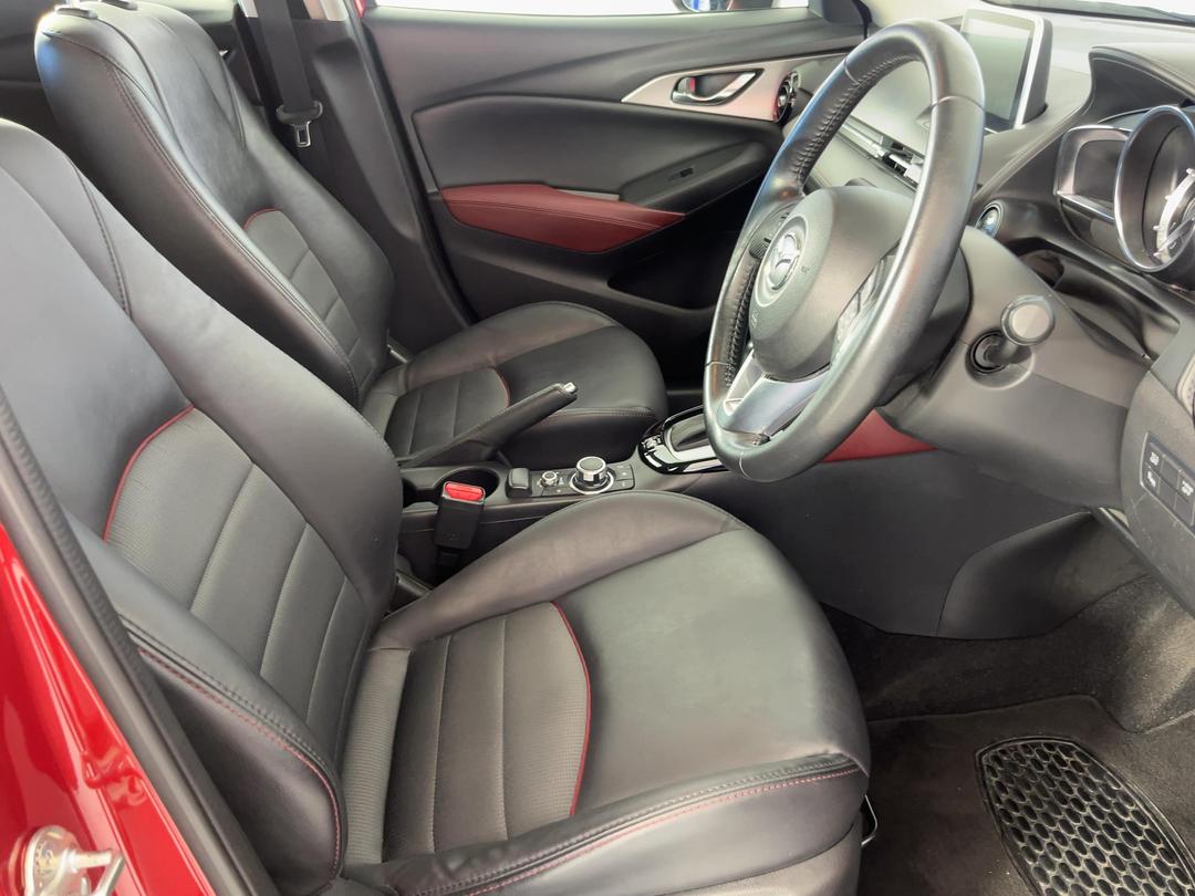Photo '16' of Mazda CX-3